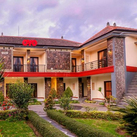Oyo 1166 Hotel Melati 2 Бедугул Екстериор снимка
