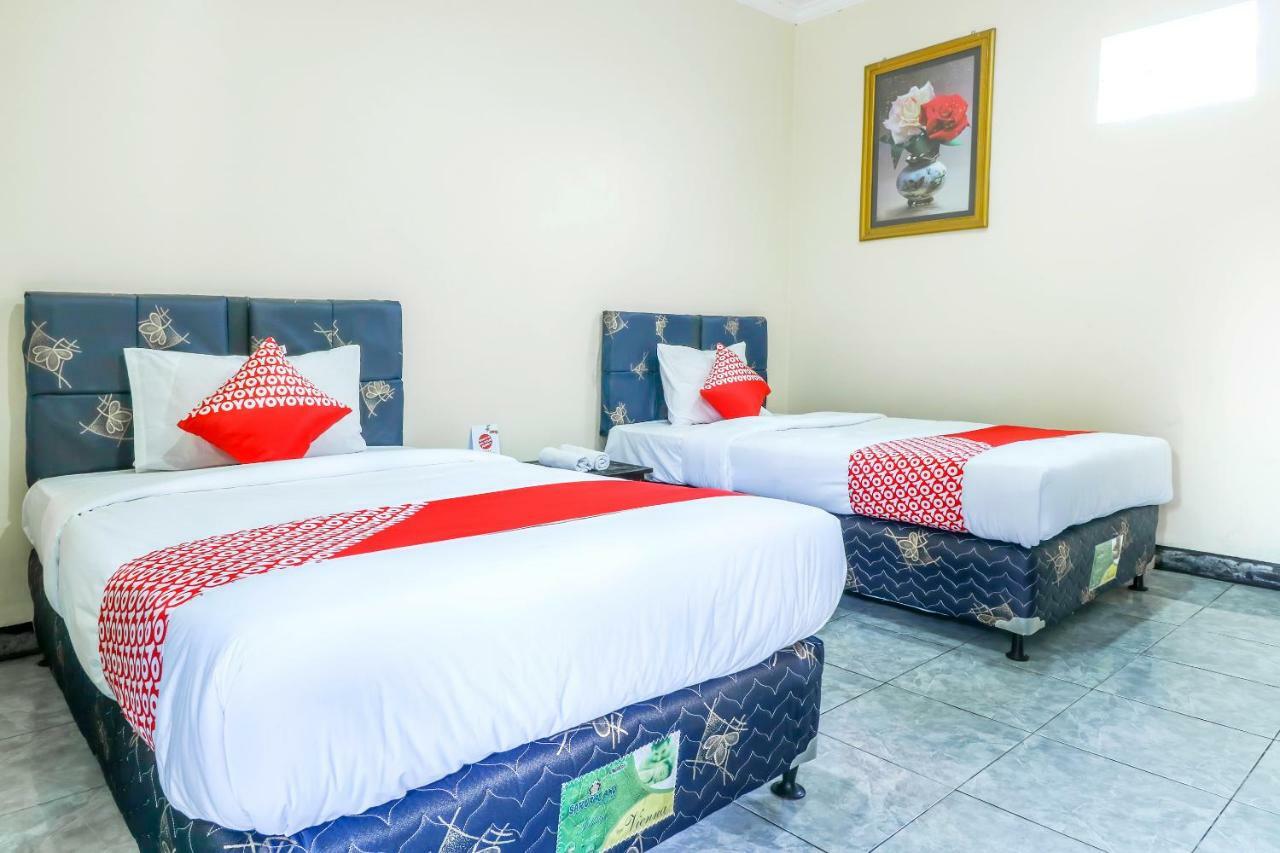 Oyo 1166 Hotel Melati 2 Бедугул Екстериор снимка